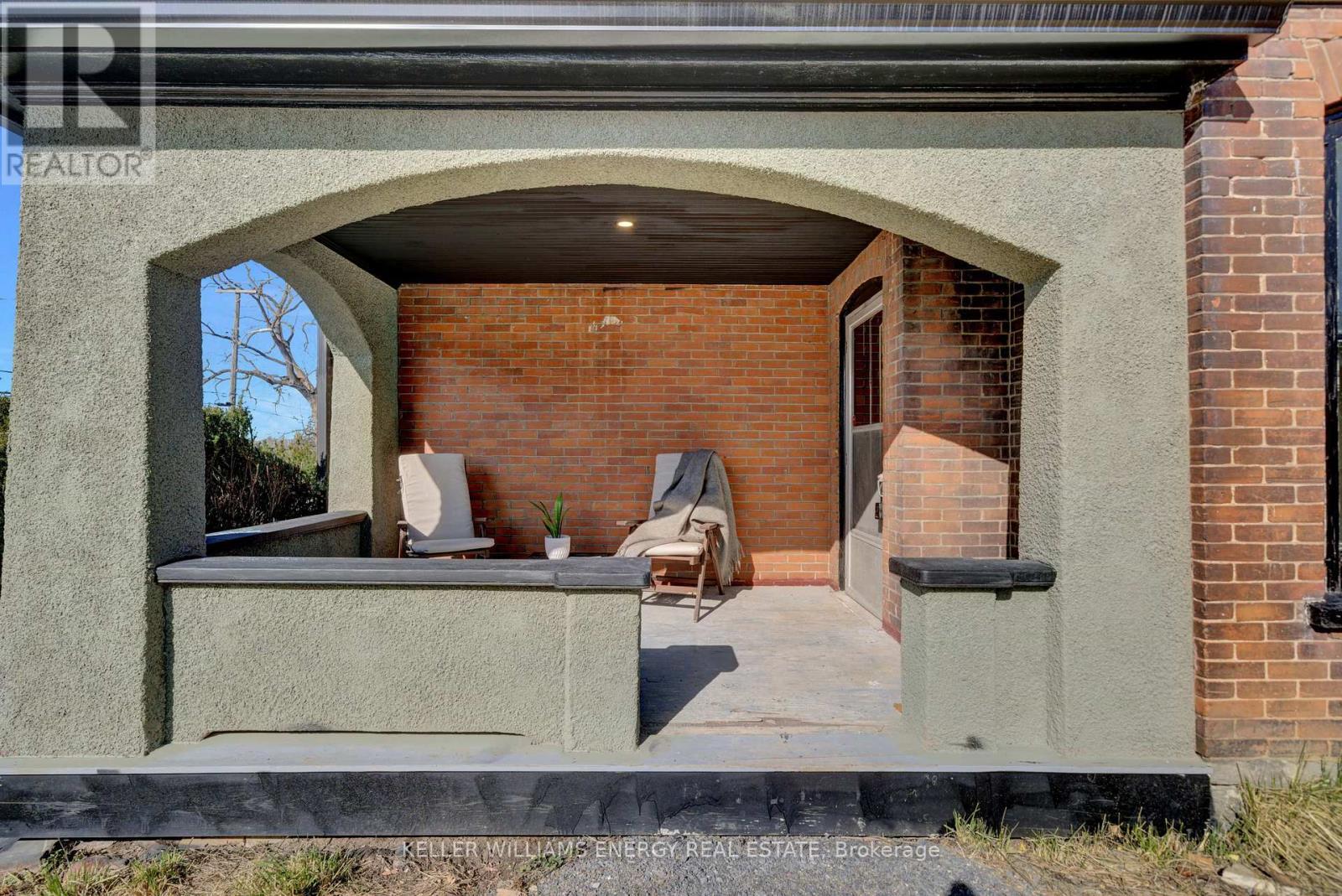 368 Picton Main Street N, Prince Edward County (Picton Ward), ON - Outdoor With Exterior