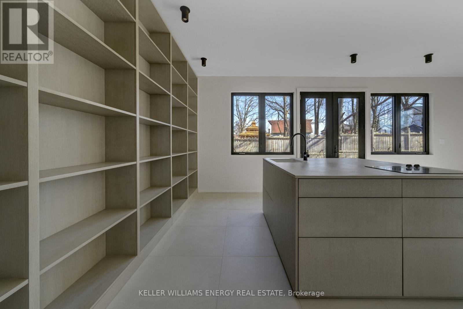 368 Picton Main Street N, Prince Edward County (Picton Ward), ON - Indoor