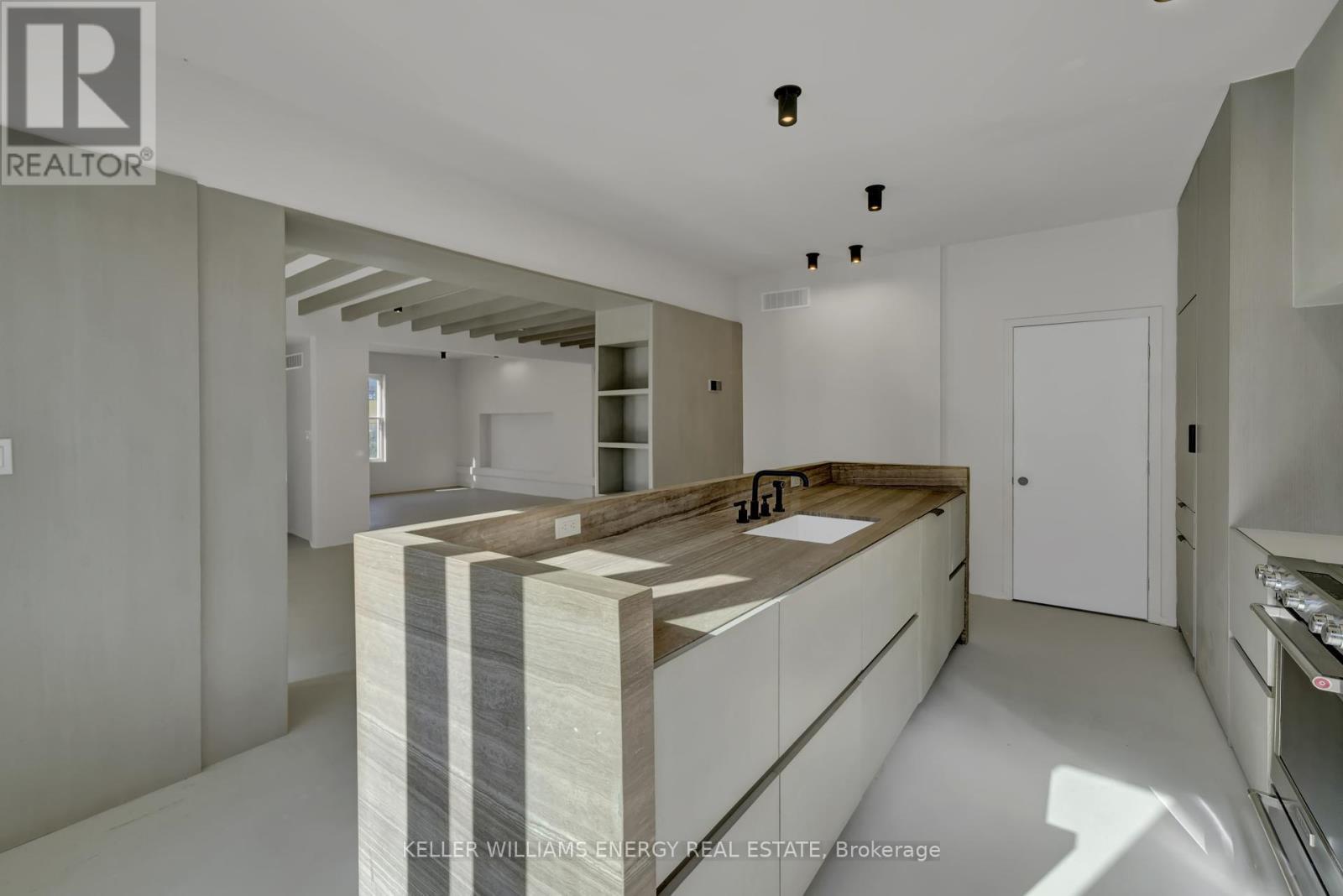 368 Picton Main Street N, Prince Edward County (Picton Ward), ON - Indoor