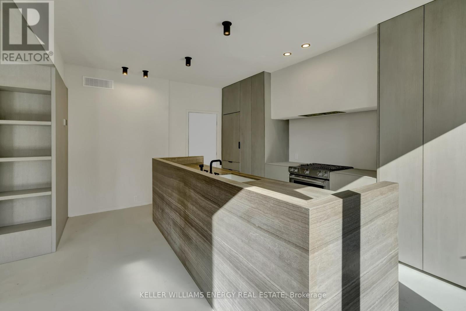 368 Picton Main Street N, Prince Edward County (Picton Ward), ON - Indoor Photo Showing Other Room