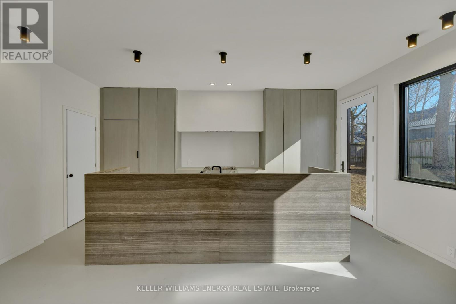 368 Picton Main Street N, Prince Edward County (Picton Ward), ON - Indoor Photo Showing Other Room