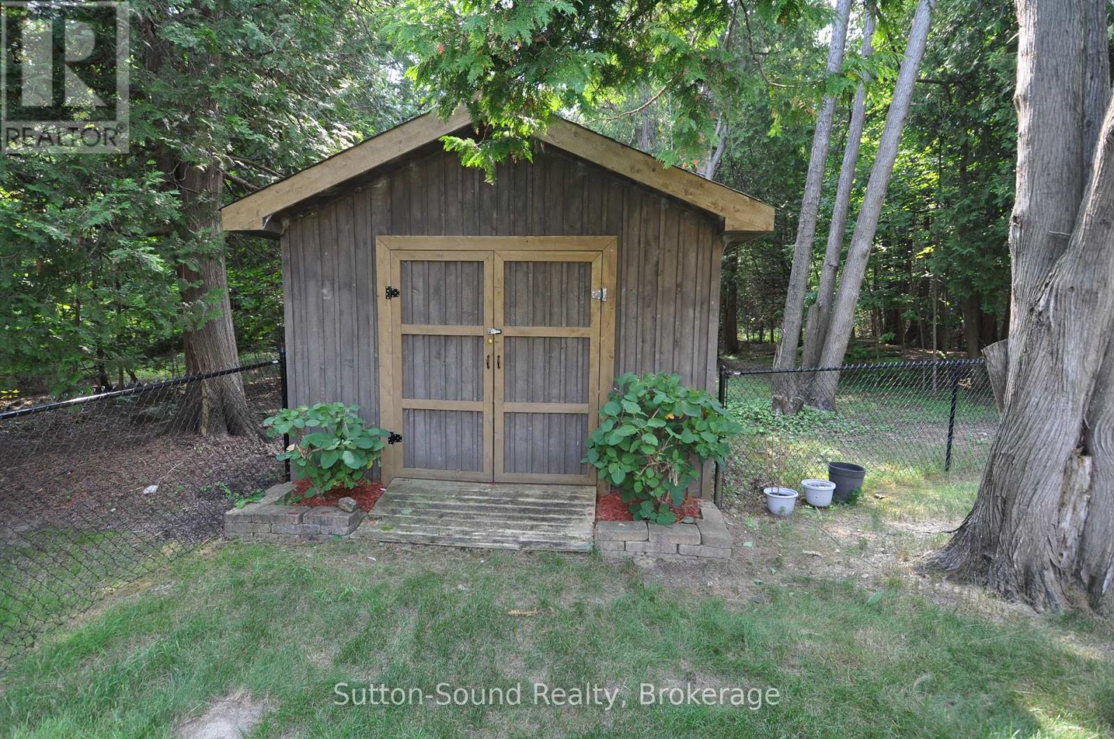 Garden Shed - 318760 Grey Road 1, Georgian Bluffs, ON - Outdoor