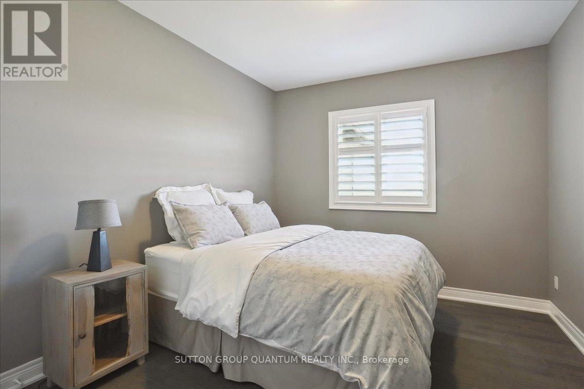 434555 4Th Line, Amaranth, ON - Indoor Photo Showing Bedroom