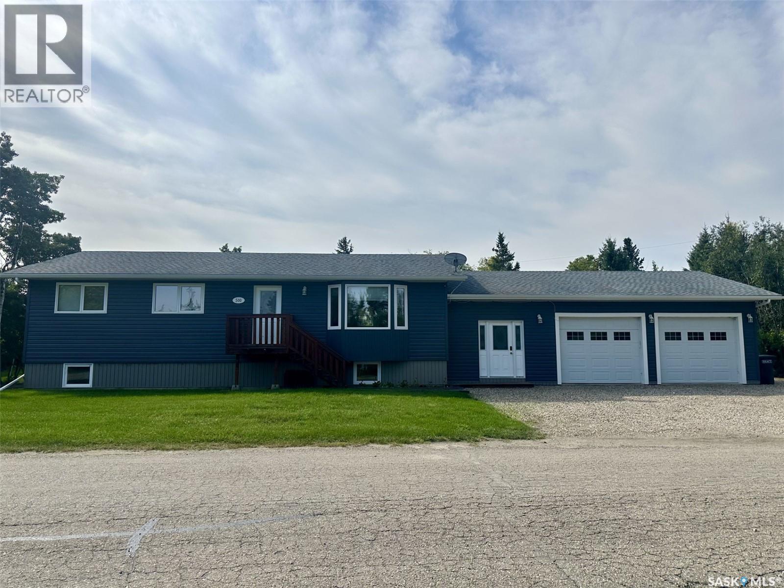 500 5Th Avenue, Leroy, SK - Outdoor