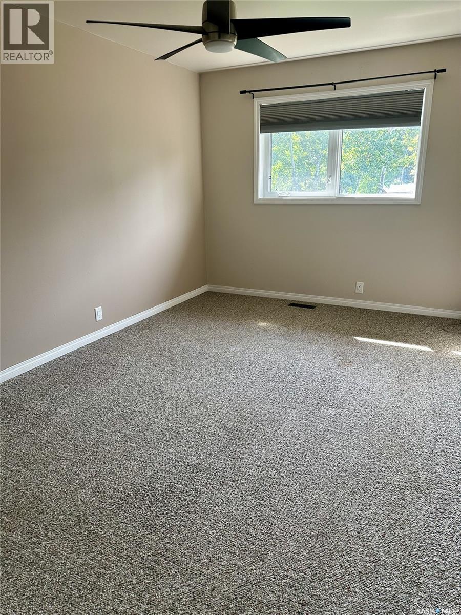 500 5Th Avenue, Leroy, SK - Indoor Photo Showing Other Room
