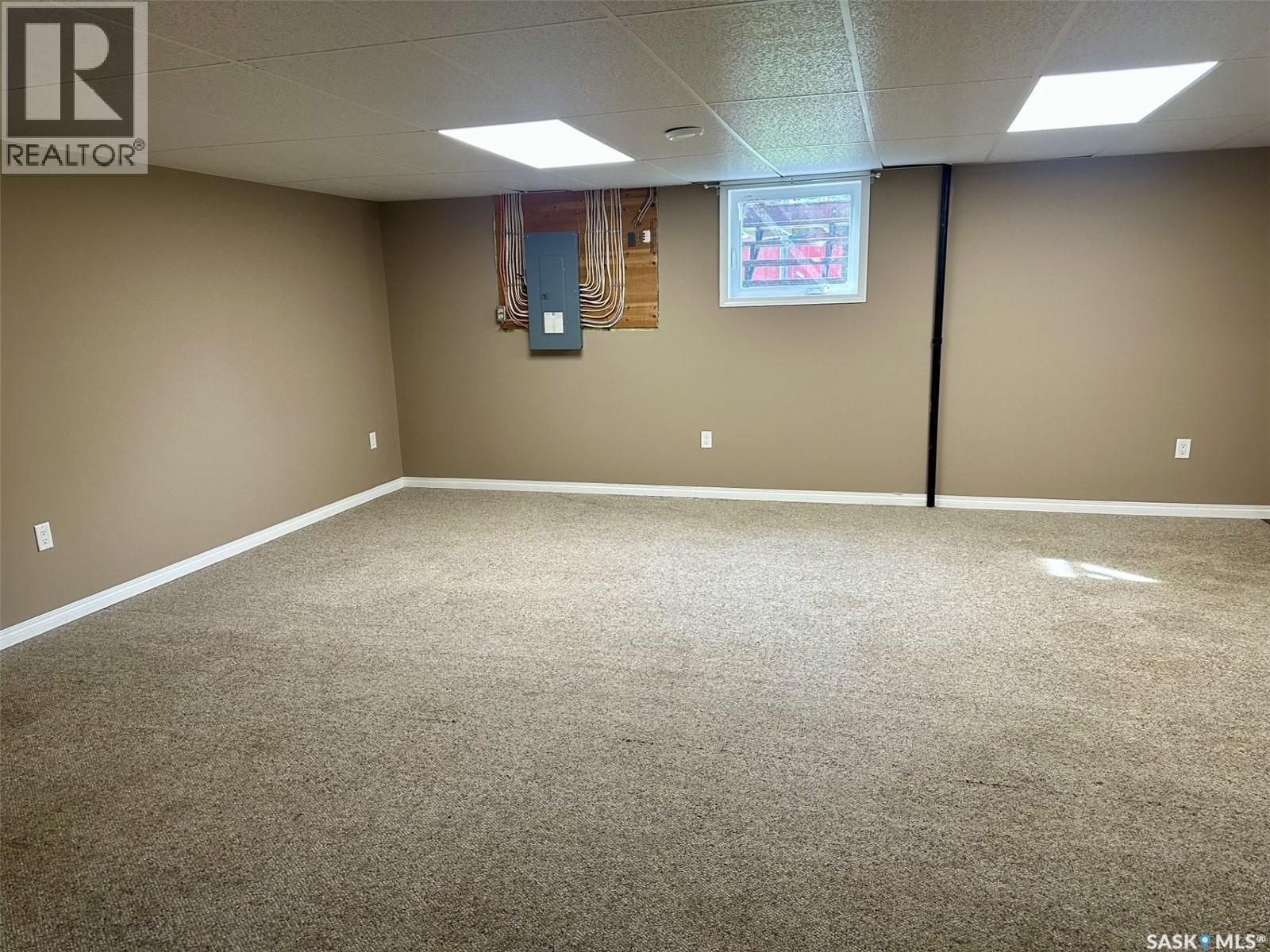 500 5Th Avenue, Leroy, SK - Indoor Photo Showing Basement
