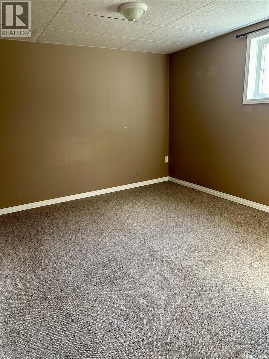 500 5Th Avenue, Leroy, SK - Indoor Photo Showing Other Room