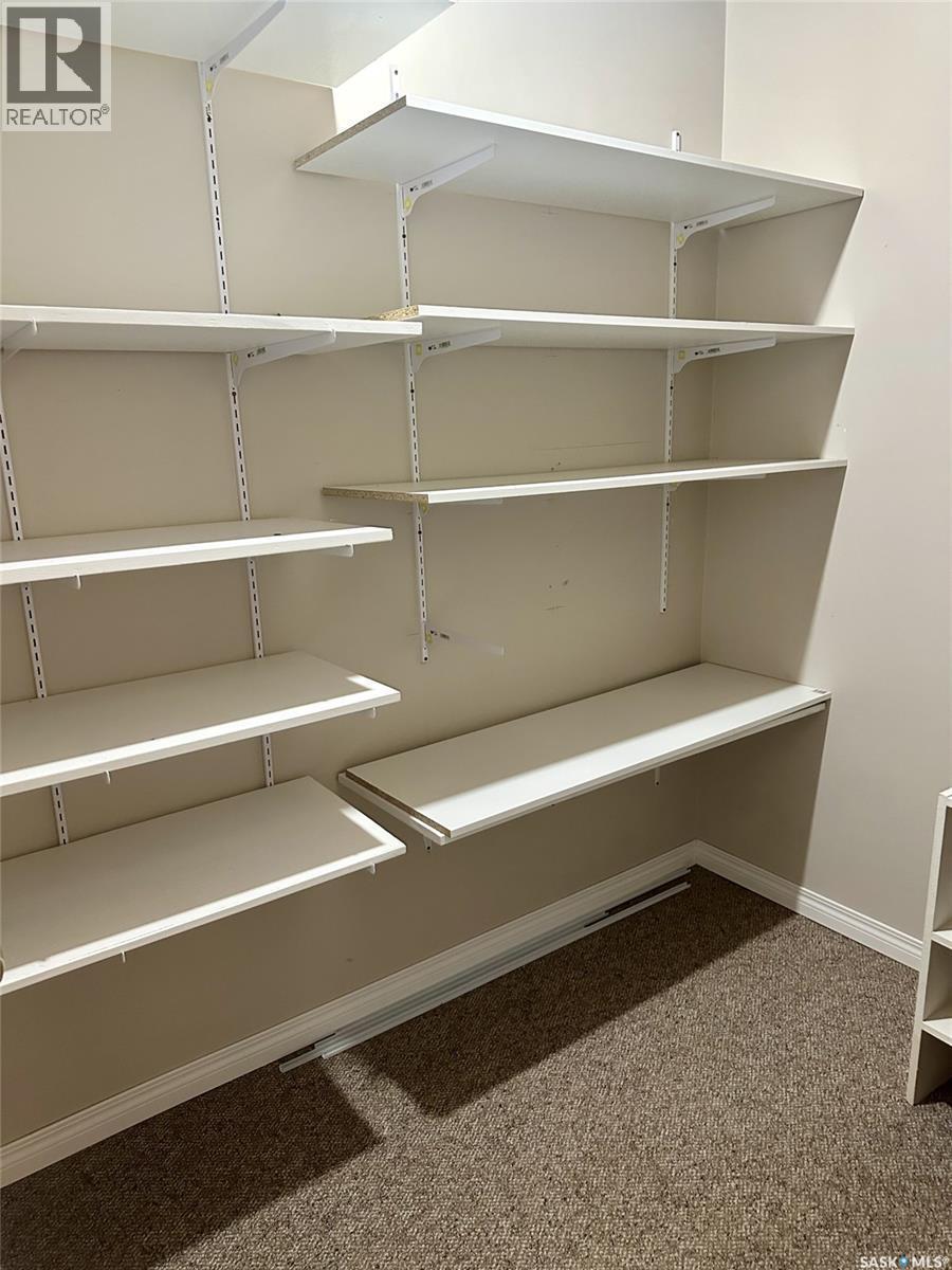 500 5Th Avenue, Leroy, SK - Indoor With Storage