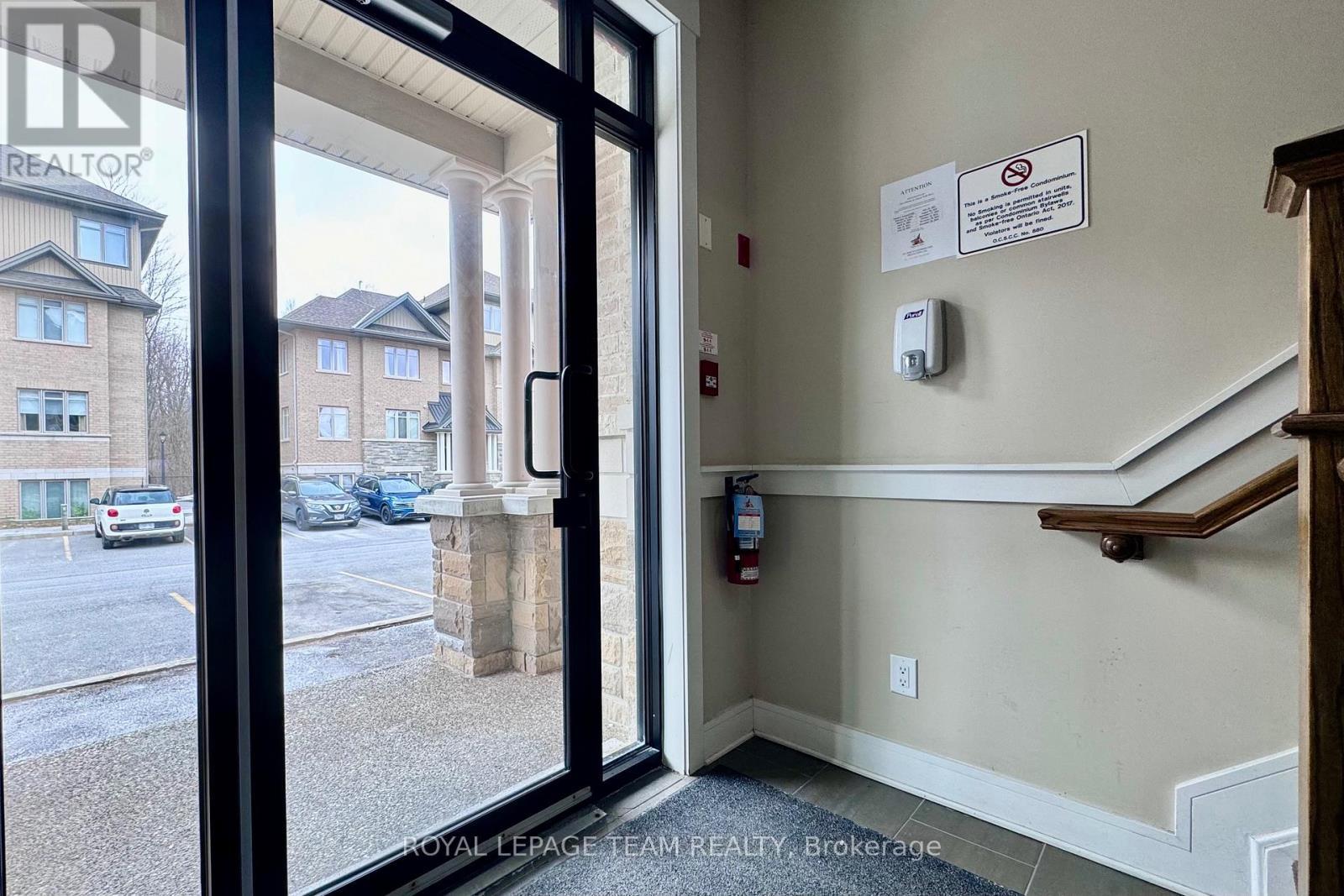 G - 1011 Beryl Private, Ottawa, ON - Indoor Photo Showing Other Room