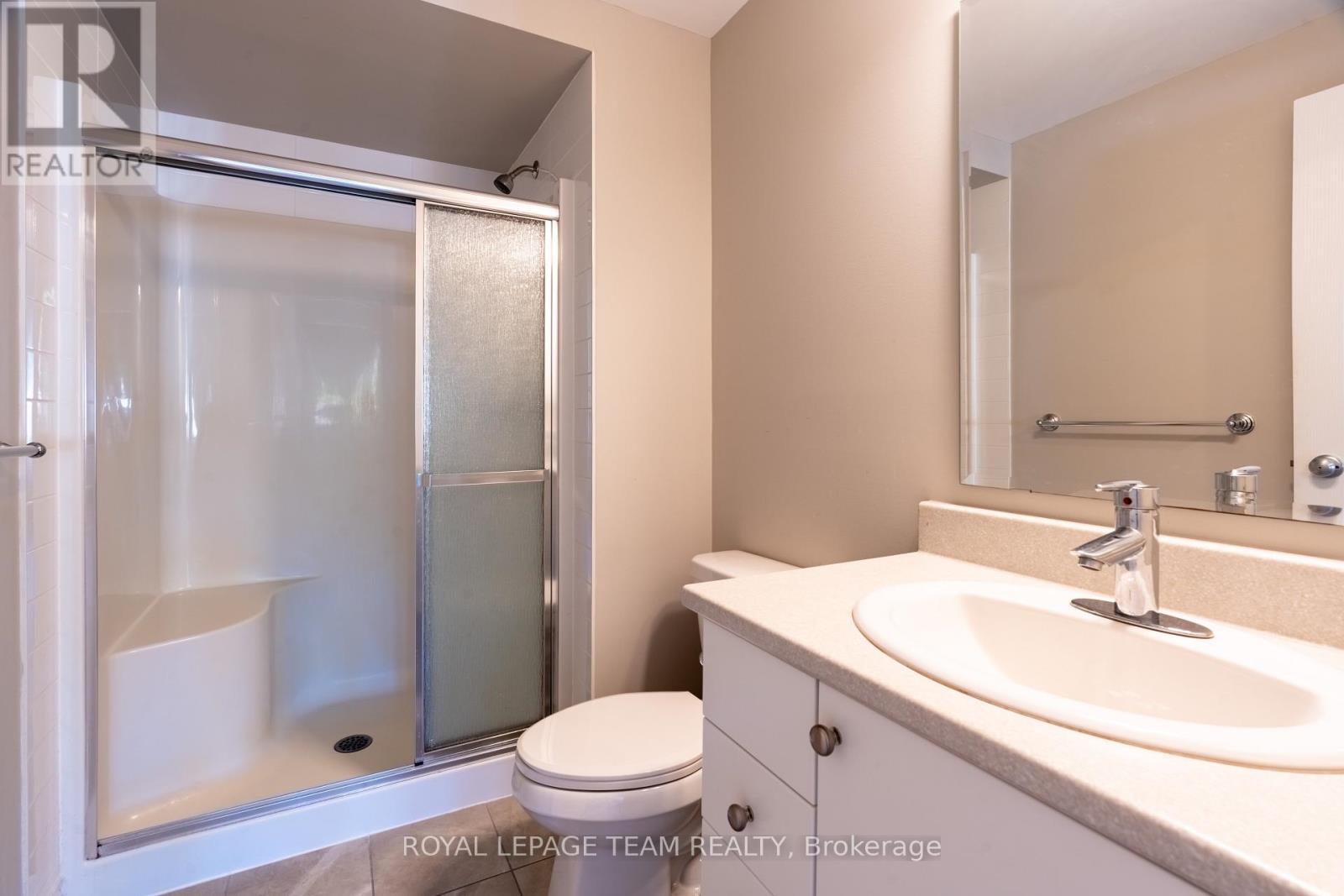 G - 1011 Beryl Private, Ottawa, ON - Indoor Photo Showing Bathroom