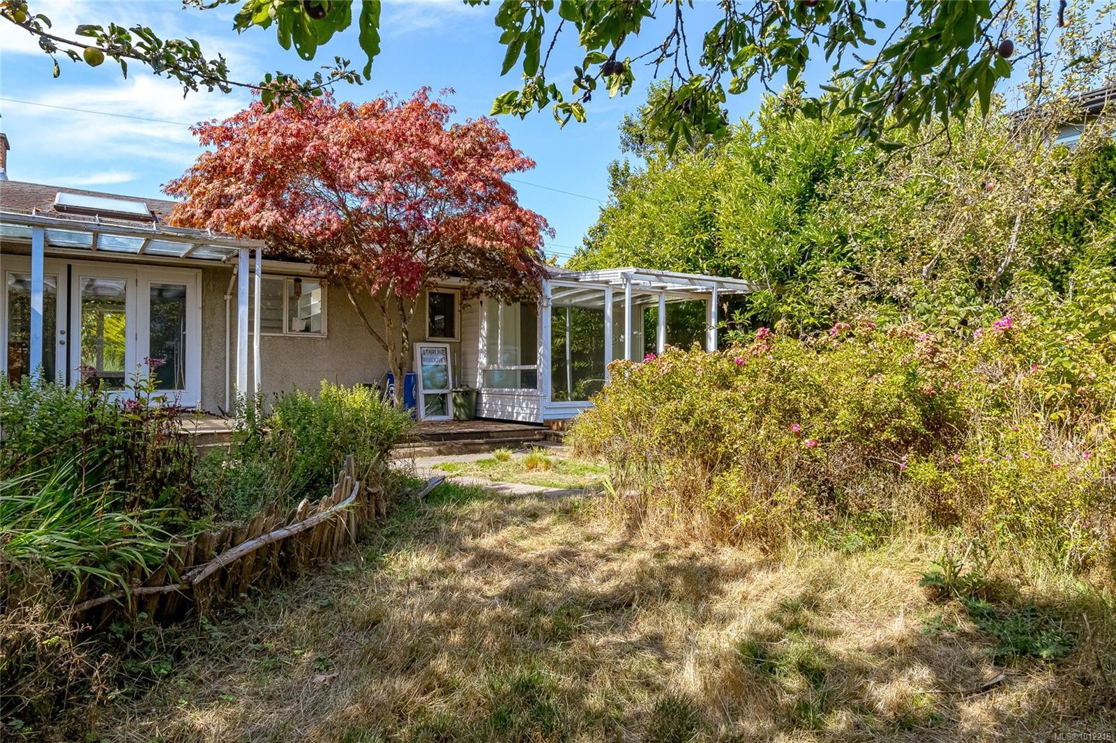 2078 Quimper St, Oak Bay, BC