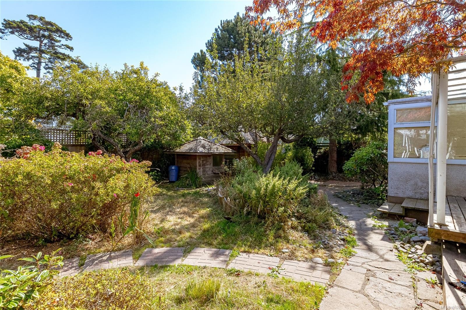 2078 Quimper St, Oak Bay, BC