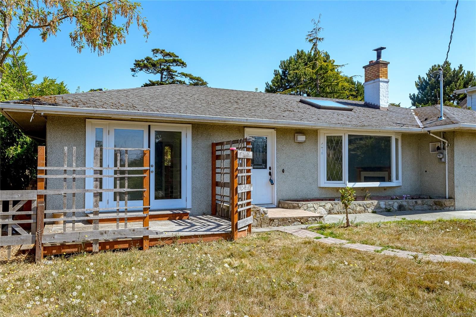 2078 Quimper St, Oak Bay, BC