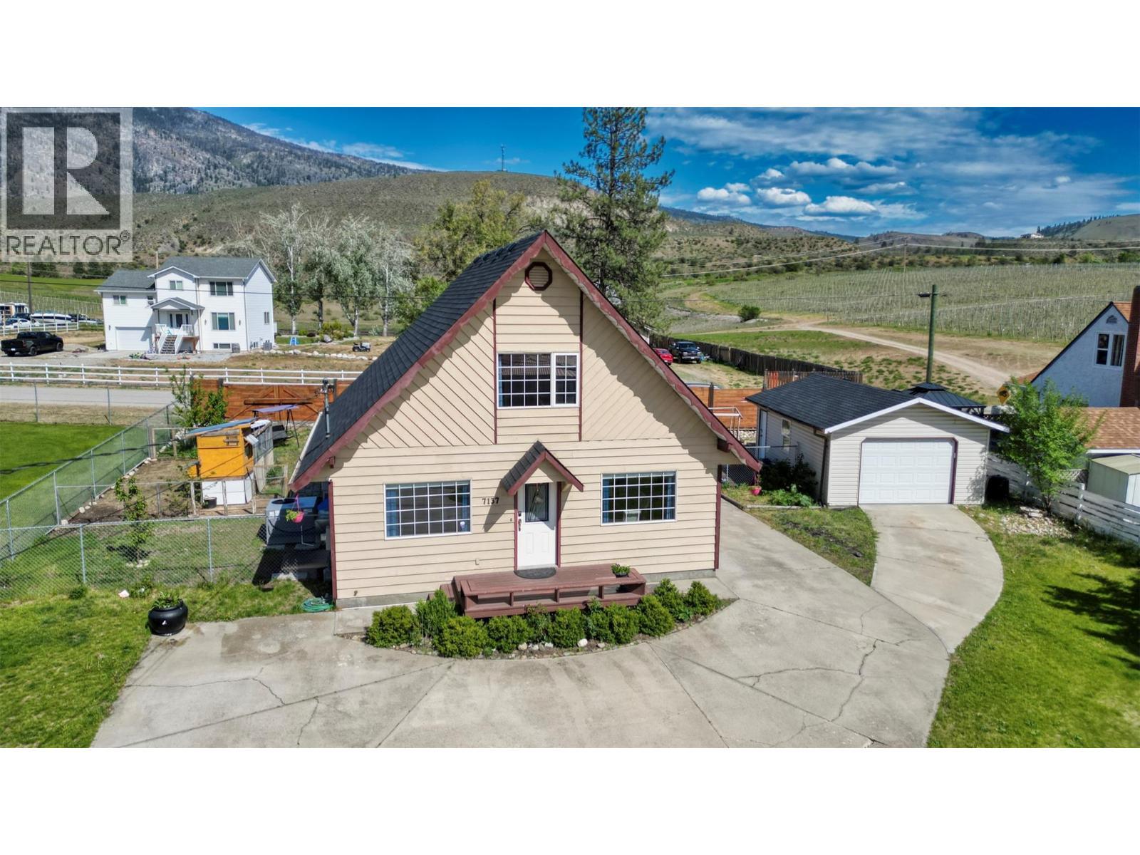 7137 Tucelnuit Drive, Oliver, BC - Outdoor