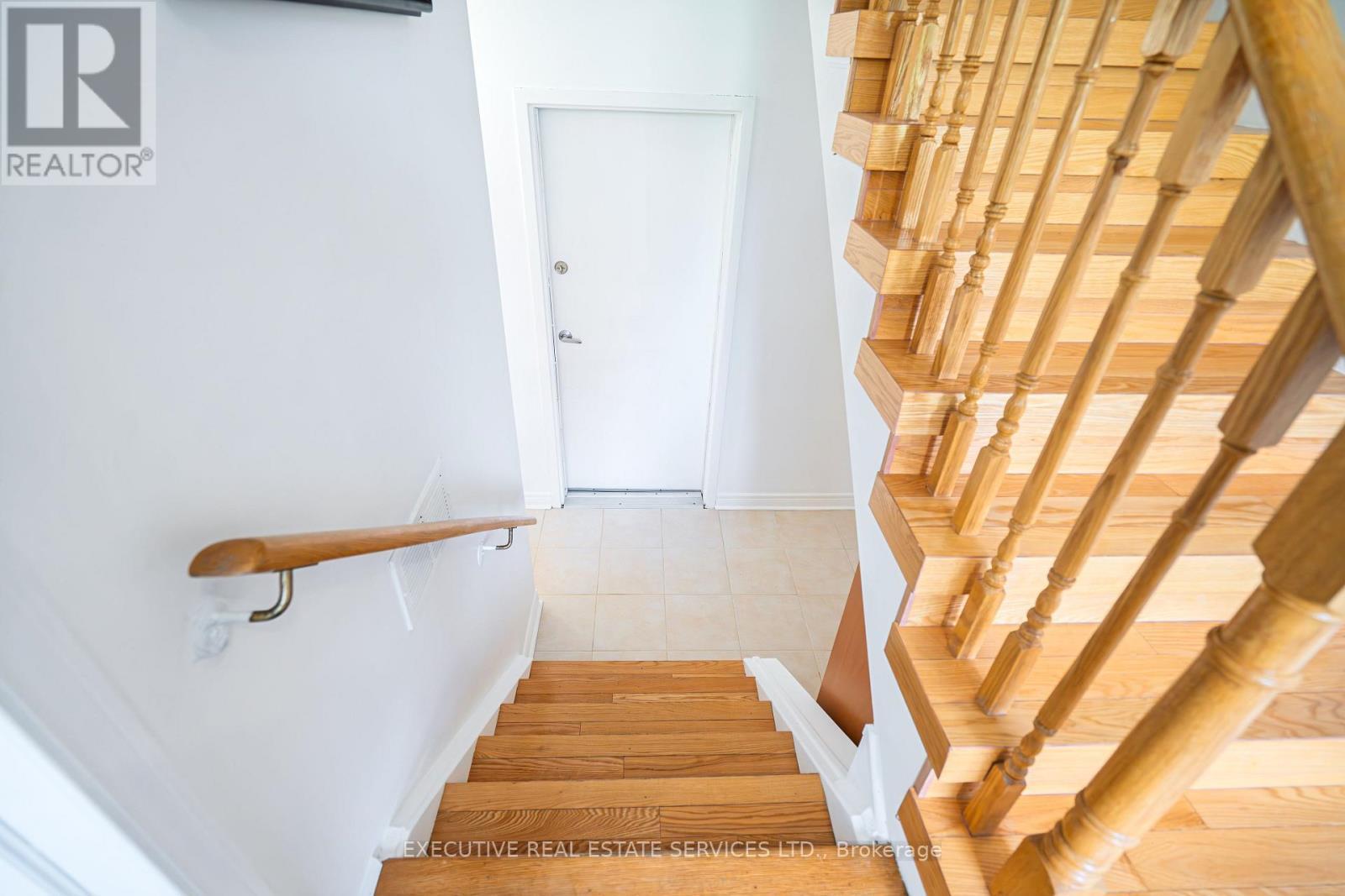 24 Michael Power Place, Toronto, ON - Indoor Photo Showing Other Room