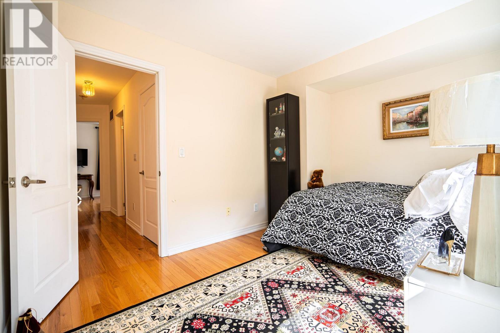 24 Michael Power Place, Toronto, ON - Indoor Photo Showing Bedroom