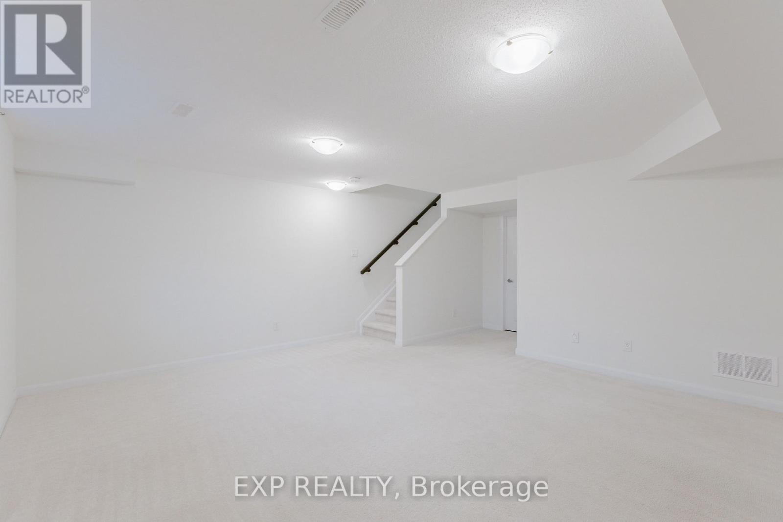 92 Natare Place, Ottawa, ON -