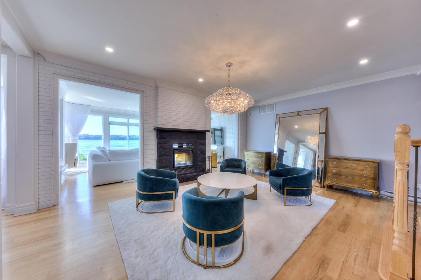 Salon - 8730 Boul. Lasalle, Montréal (Lasalle), QC - Indoor Photo Showing Living Room With Fireplace