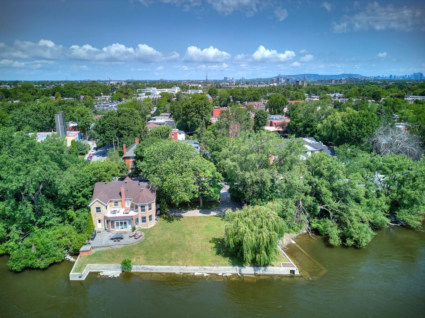 Photo aérienne - 8730 Boul. Lasalle, Montréal (Lasalle), QC - Outdoor With Body Of Water With View