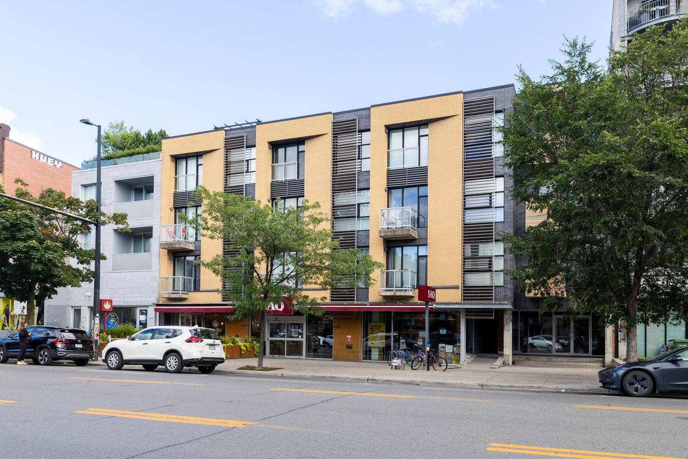 Façade - 201-5255 Av. Du Parc, Montréal (Le Plateau-Mont-Royal), QC - Outdoor With Facade