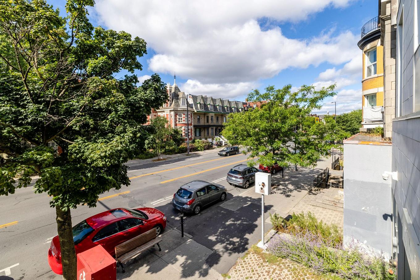 Rue - 201-5255 Av. Du Parc, Montréal (Le Plateau-Mont-Royal), QC - Outdoor