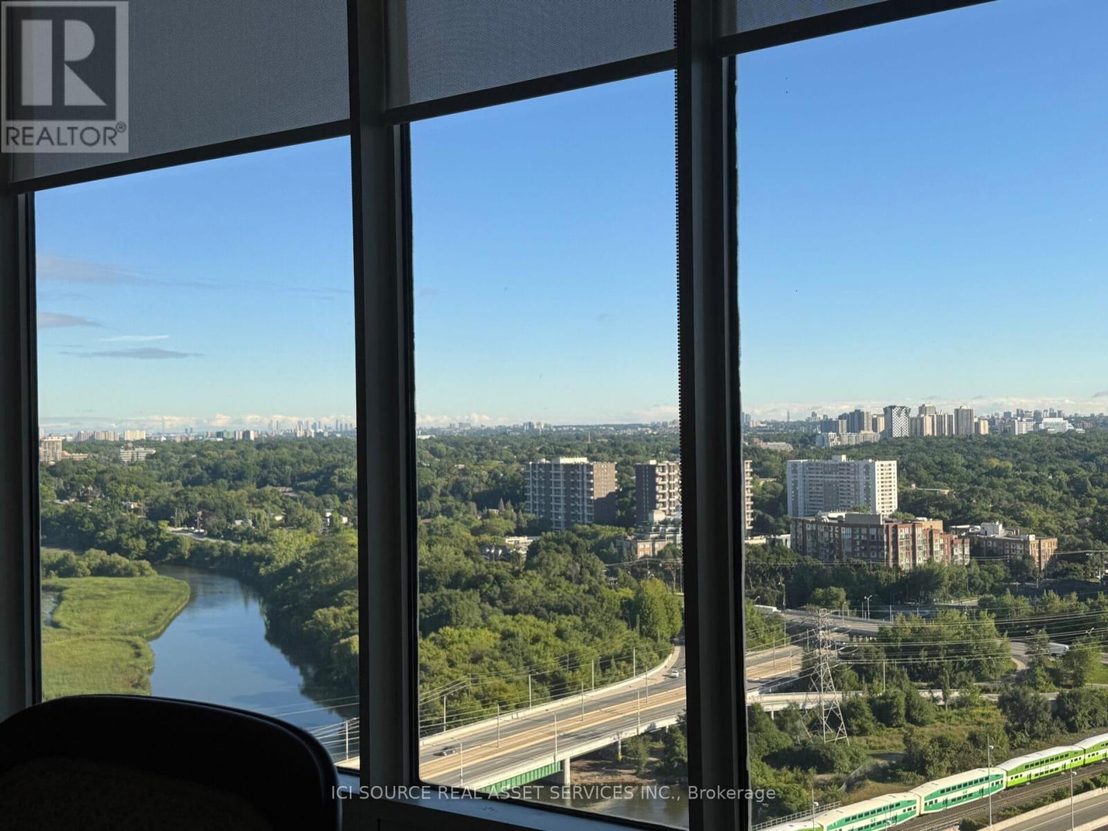 2703 - 2045 Lake Shore Boulevard W, Toronto, ON - Photo Showing Other Room