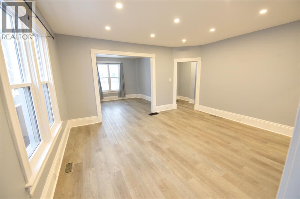 243 Brock Street South, Sarnia, ON - Indoor Photo Showing Other Room