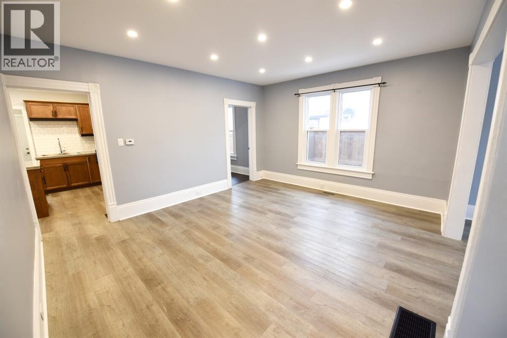 243 Brock Street South, Sarnia, ON - Indoor Photo Showing Other Room