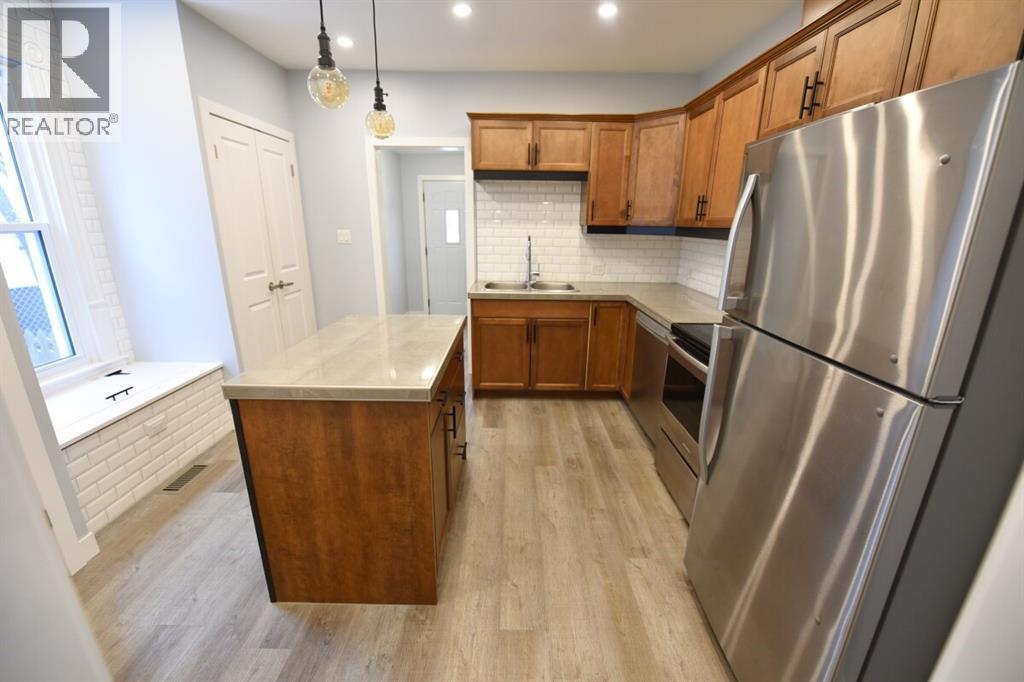 243 Brock Street South, Sarnia, ON - Indoor Photo Showing Kitchen With Double Sink