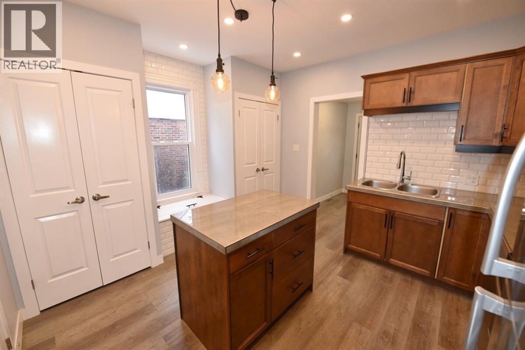 243 Brock Street South, Sarnia, ON - Indoor Photo Showing Kitchen With Double Sink
