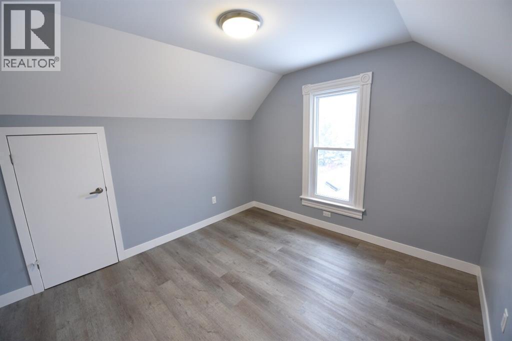 243 Brock Street South, Sarnia, ON - Indoor Photo Showing Other Room