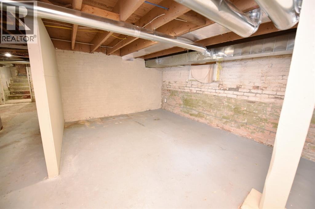 243 Brock Street South, Sarnia, ON - Indoor Photo Showing Basement