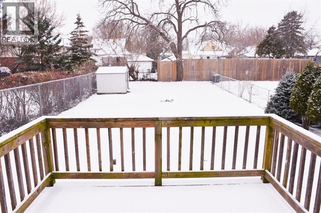 243 Brock Street South, Sarnia, ON - Outdoor