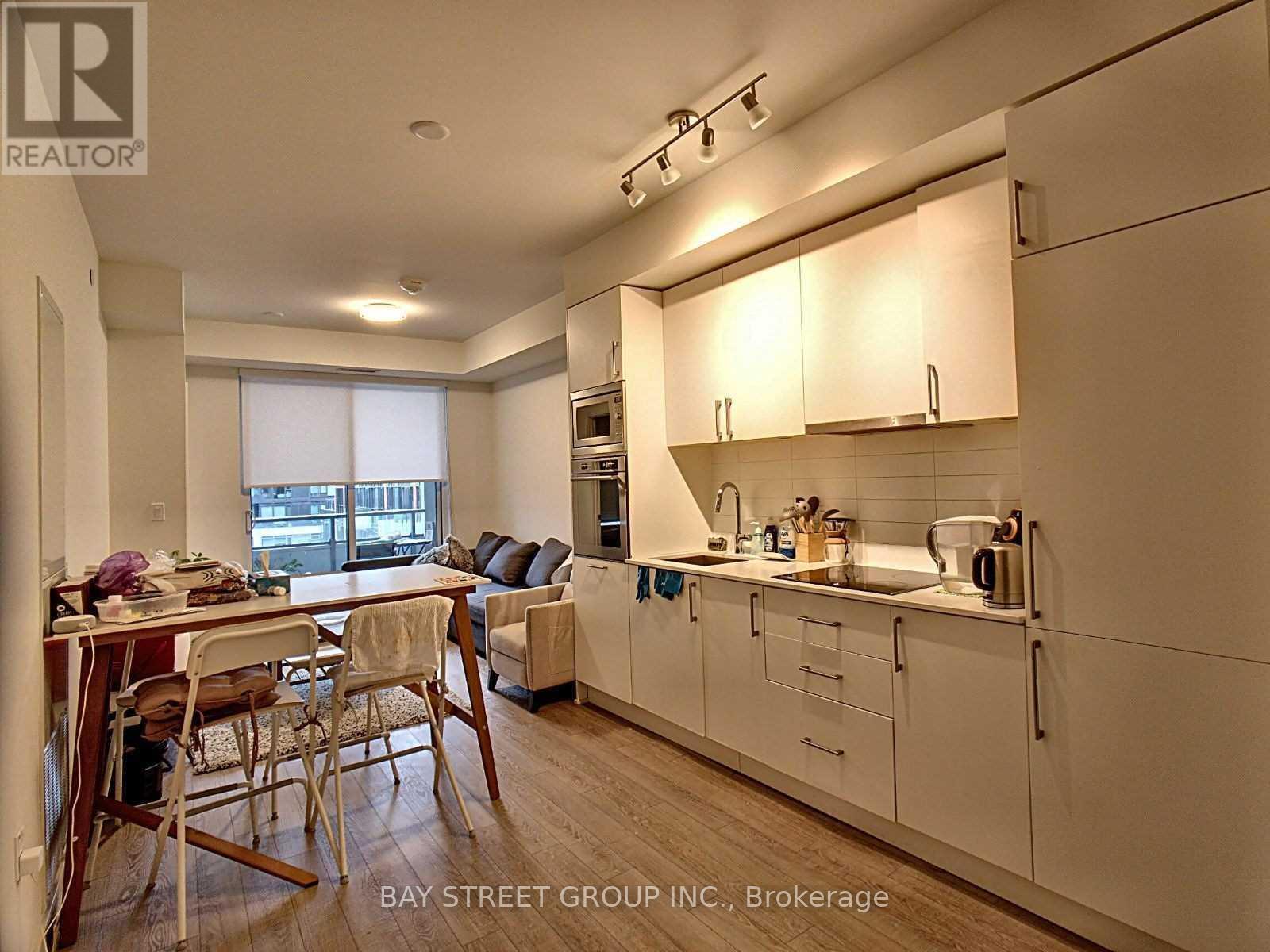 902 - 576 Front Street W, Toronto, ON - Indoor Photo Showing Other Room