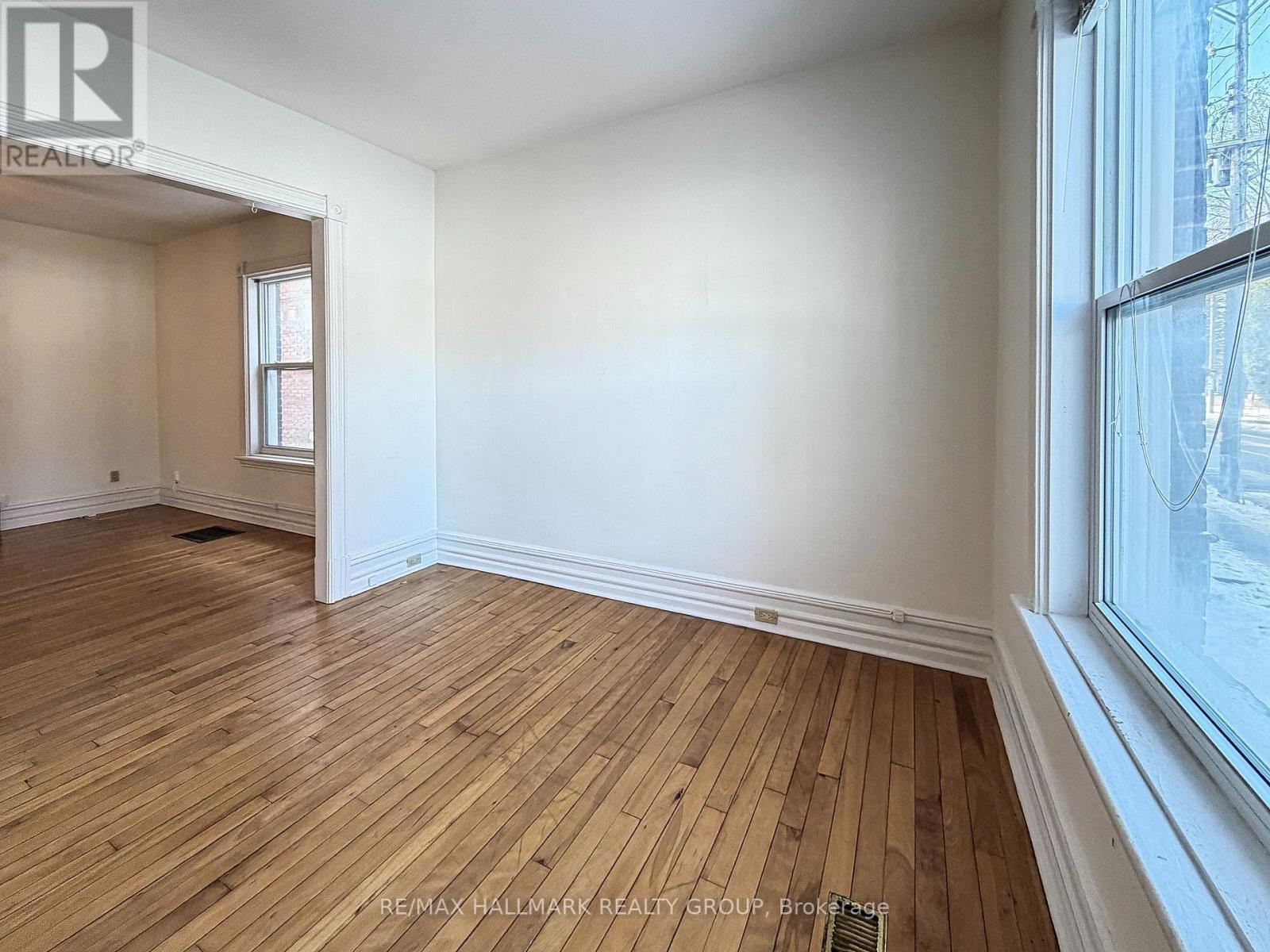 622 Gladstone Avenue, Ottawa, ON - Indoor Photo Showing Other Room