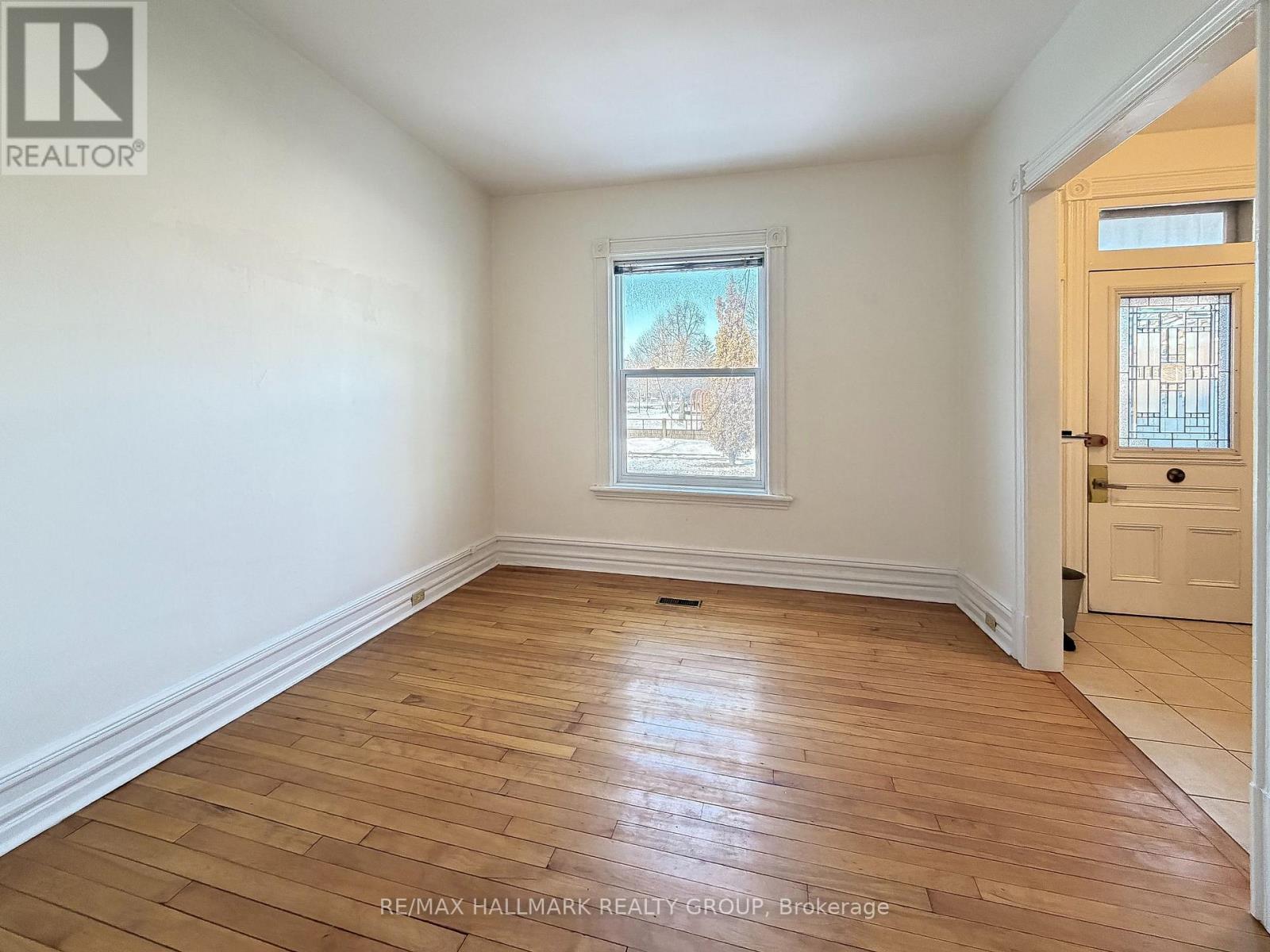 622 Gladstone Avenue, Ottawa, ON - Indoor Photo Showing Other Room