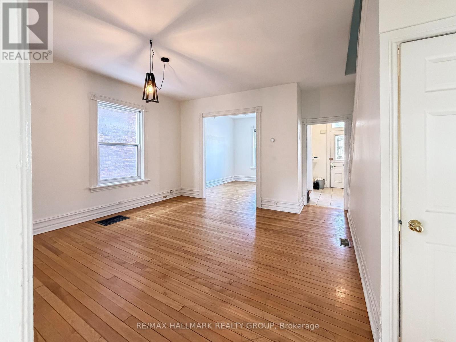 622 Gladstone Avenue, Ottawa, ON - Indoor Photo Showing Other Room