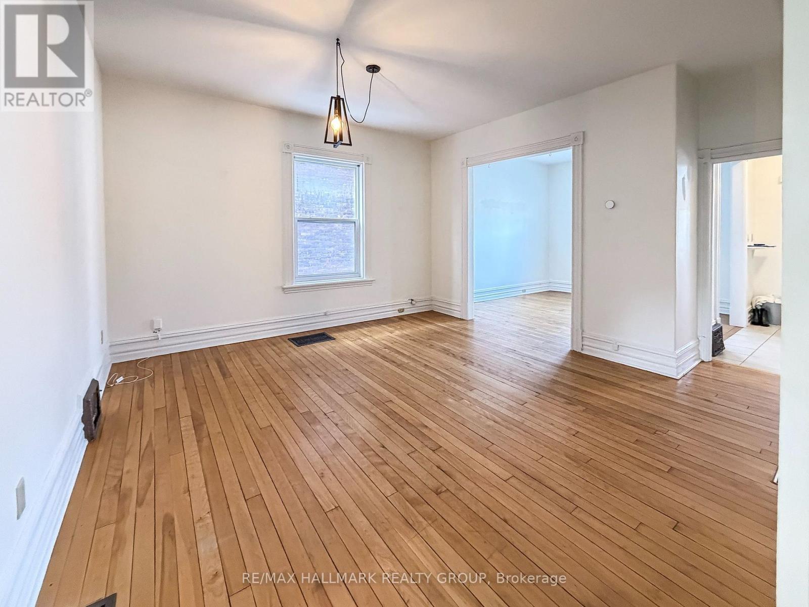 622 Gladstone Avenue, Ottawa, ON - Indoor Photo Showing Other Room