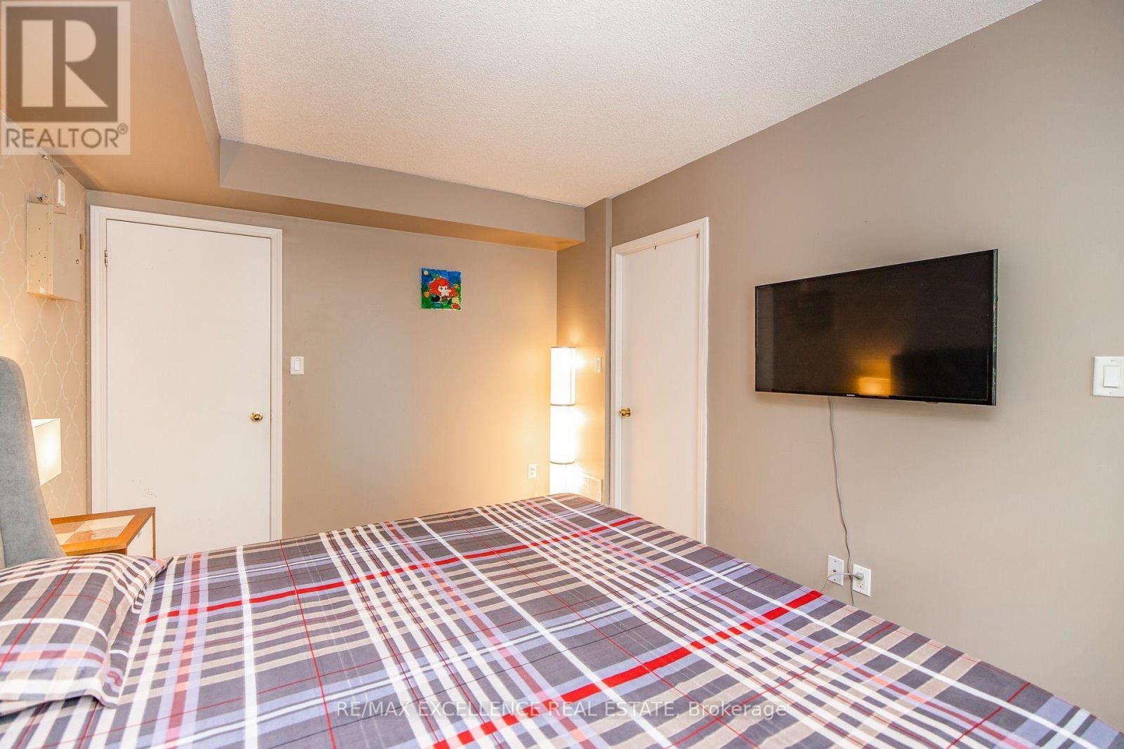 1205 - 5 Everson Drive, Toronto, ON - Indoor Photo Showing Bedroom