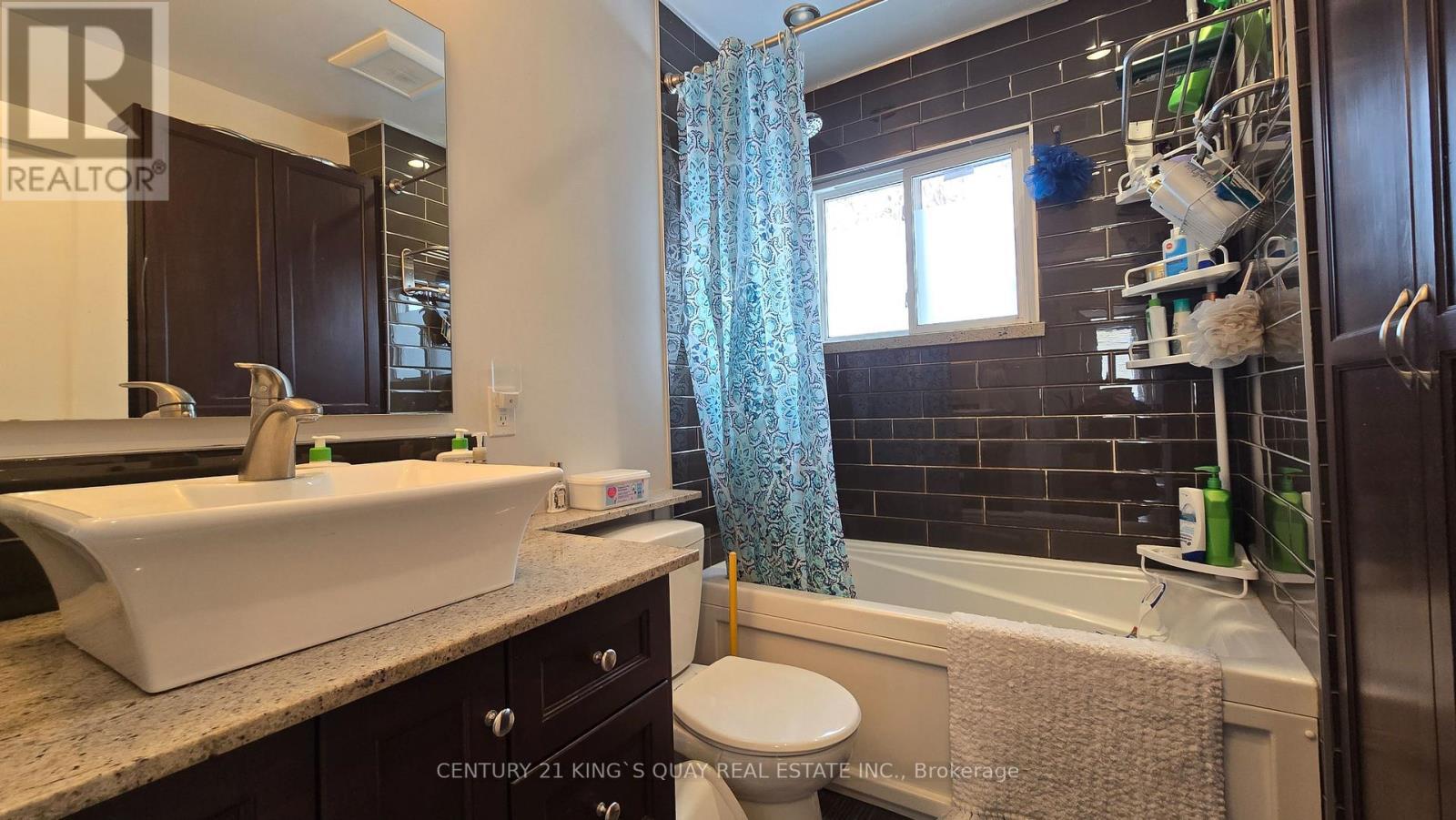 92 Bowood Avenue, Toronto, ON - Indoor Photo Showing Bathroom