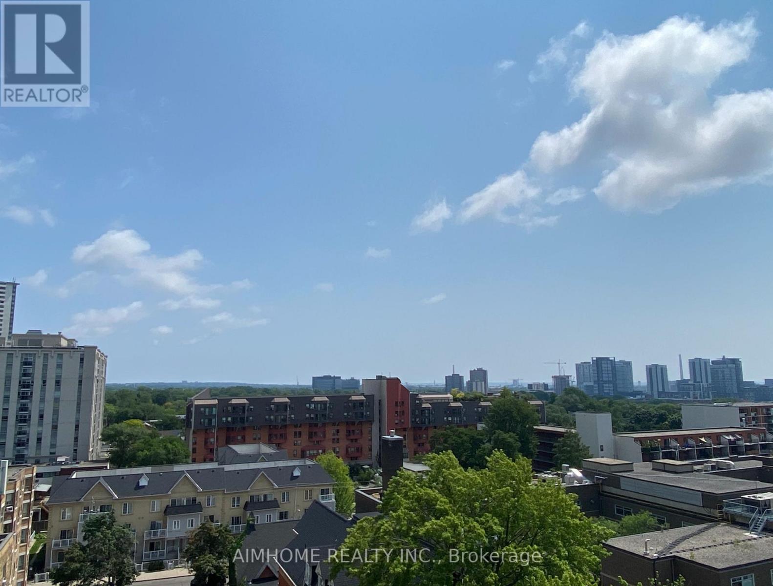 704 - 159 Wellesley Street E, Toronto, ON - Outdoor With View