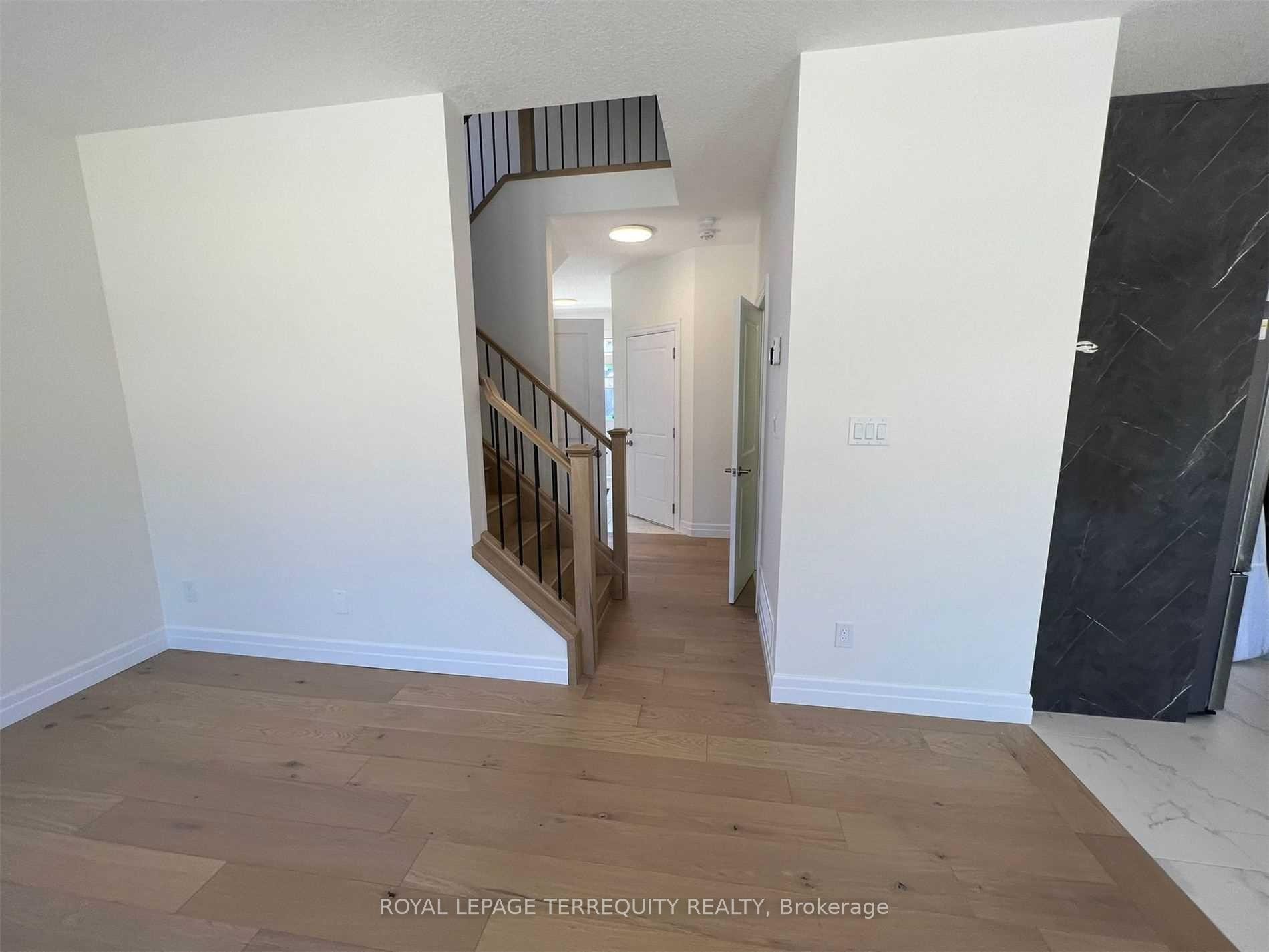 Bsmt-2944 Biddulph Street, London South, ON - Indoor Photo Showing Other Room