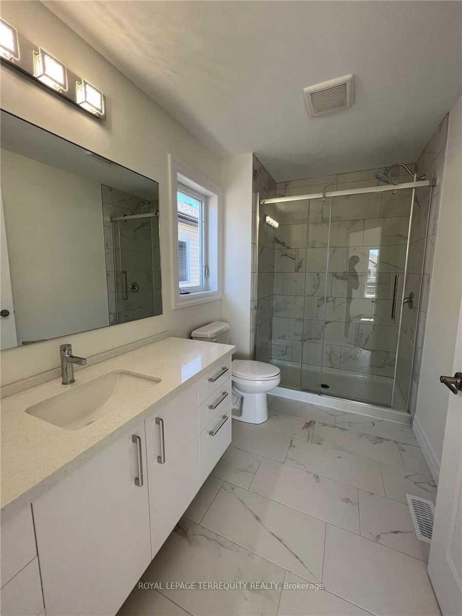 Bsmt-2944 Biddulph Street, London South, ON - Indoor Photo Showing Bathroom