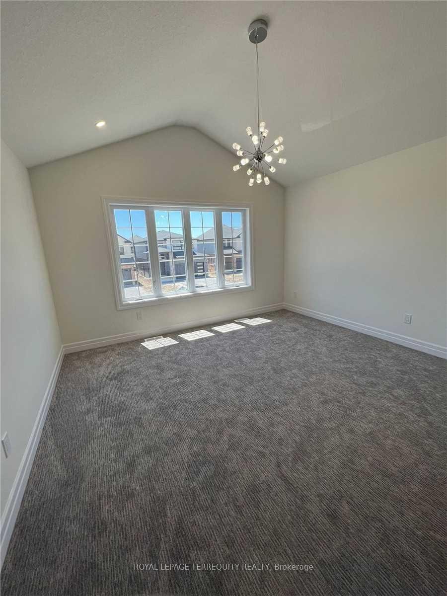 Main-2944 Biddulph Street, London South, ON - Indoor Photo Showing Other Room