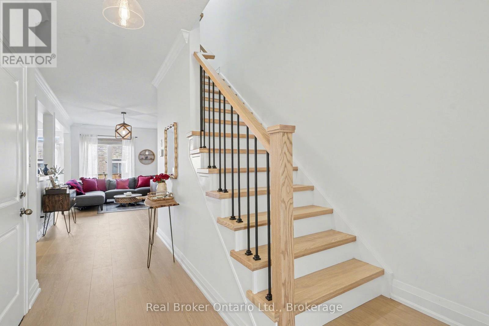 18 - 45 Seabreeze Crescent, Hamilton (Lakeshore), ON - Indoor Photo Showing Other Room