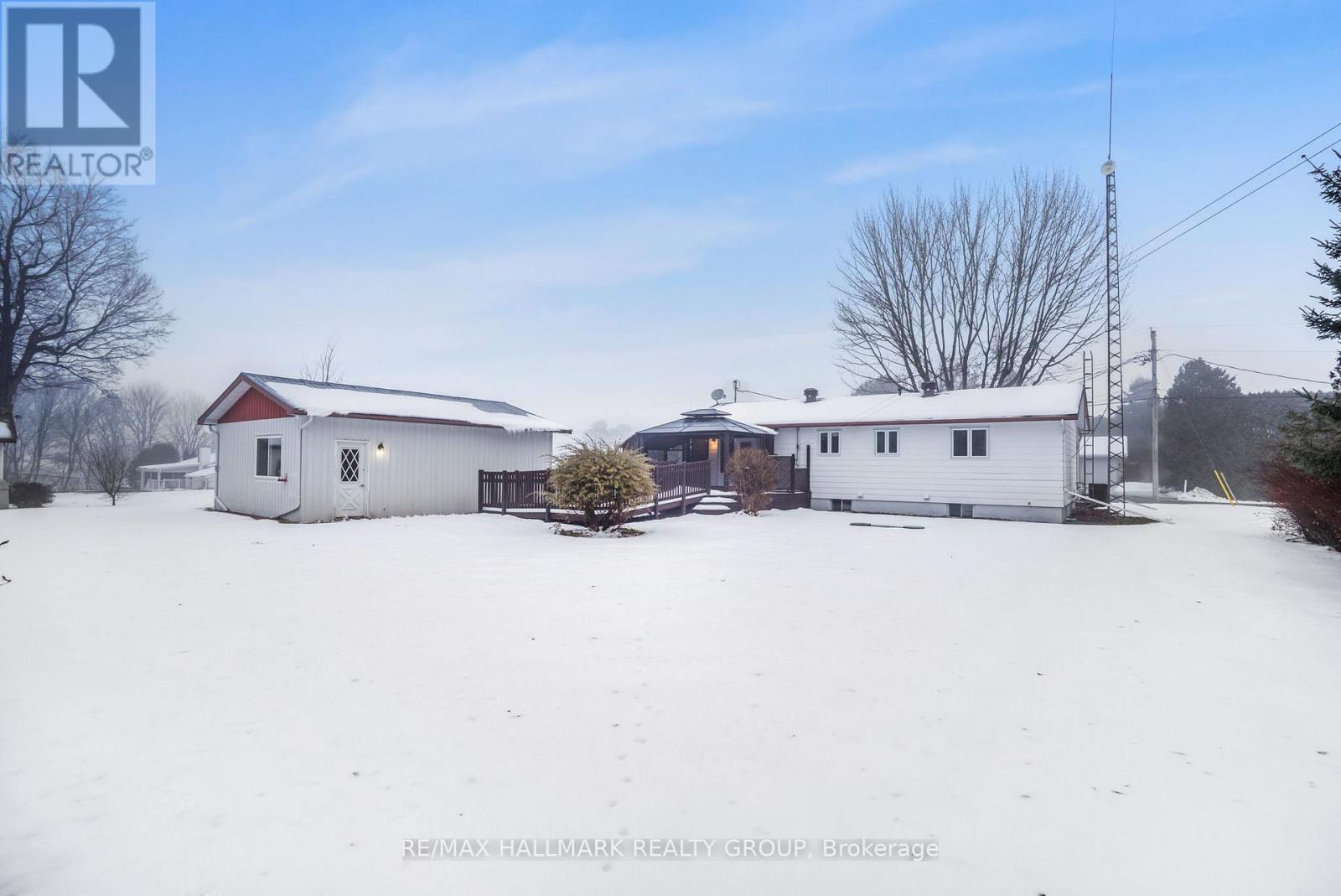 80 Cadieux Street S, Hawkesbury, ON - Outdoor