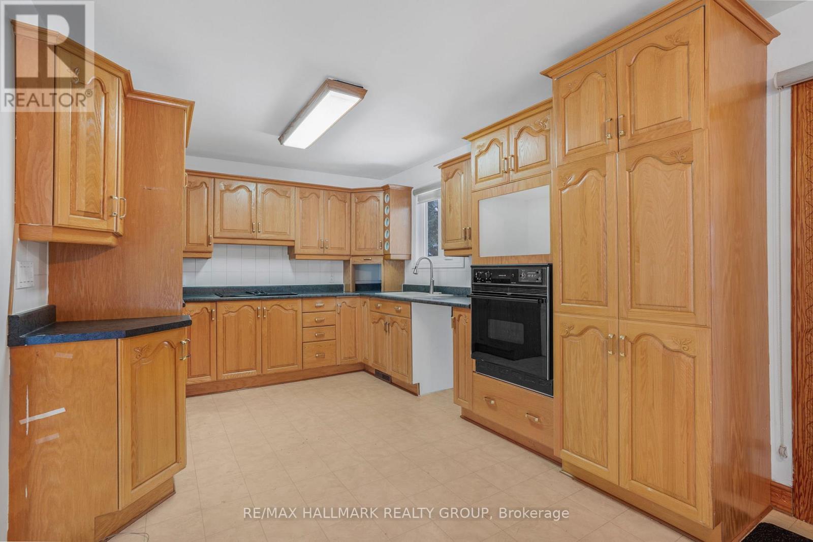 80 Cadieux Street S, Hawkesbury, ON - Indoor Photo Showing Kitchen