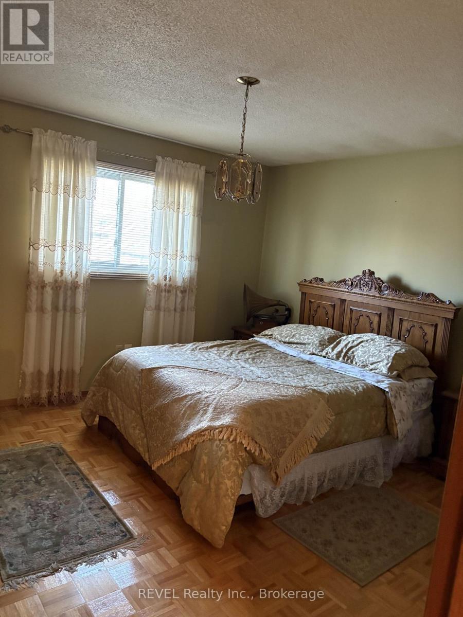 78 Ashburn Crescent, Vaughan (East Woodbridge), ON - Indoor Photo Showing Bedroom