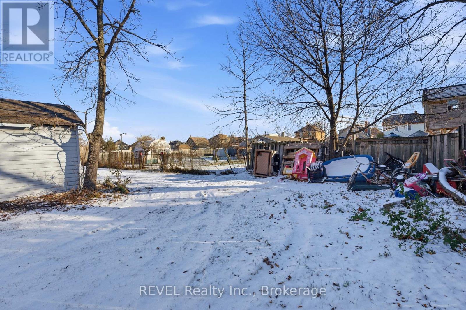 348 Hellems Avenue, Welland (Welland Downtown), ON - Outdoor