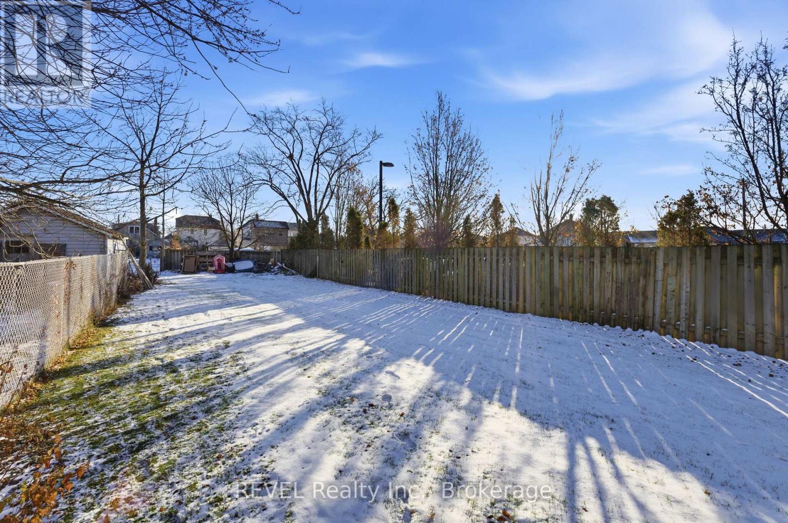 348 Hellems Avenue, Welland (Welland Downtown), ON - Outdoor